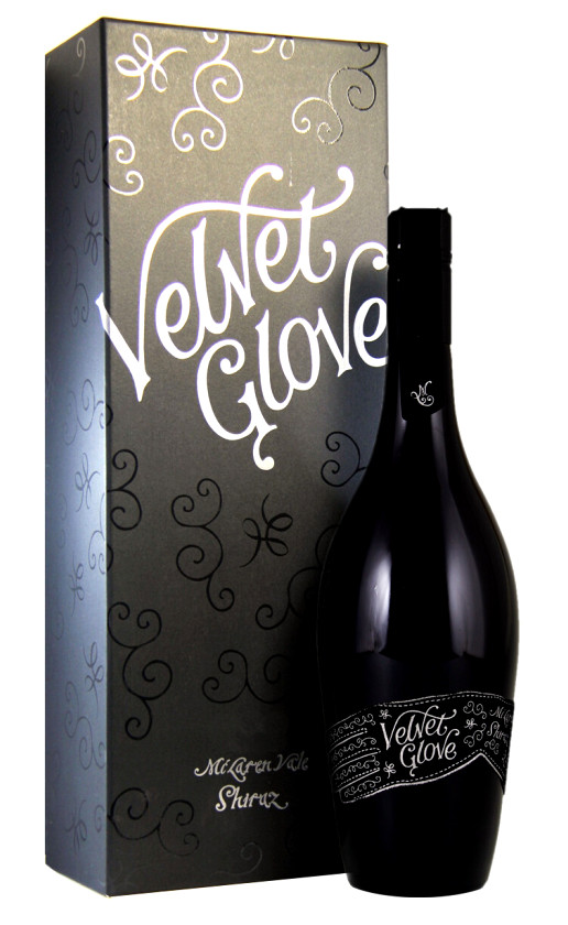 Mollydooker Velvet Glove Shiraz 2018 gift box