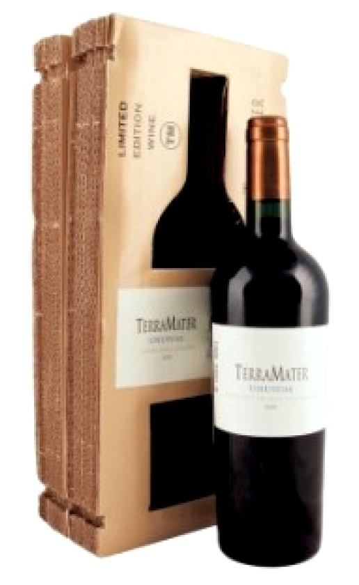 TerraMater Unusual Cabernet-Shiraz-Zinfandel gift box 2008