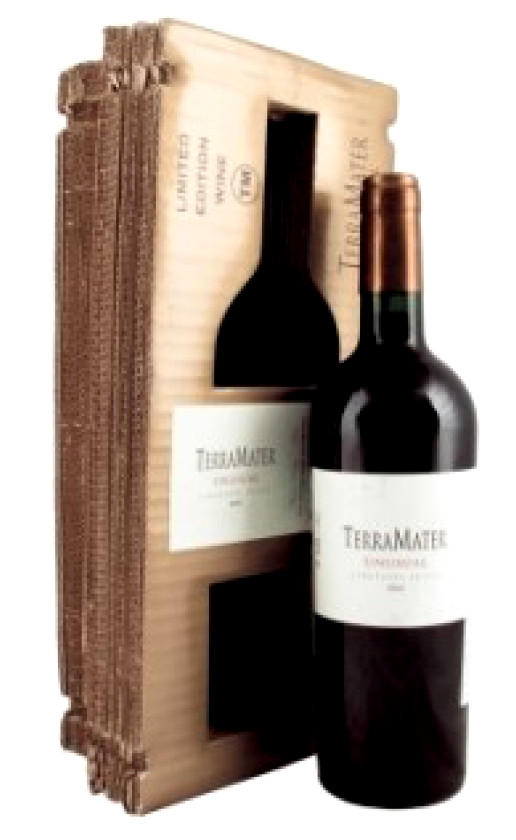 TerraMater Unusual Carmenere-Shiraz 2006